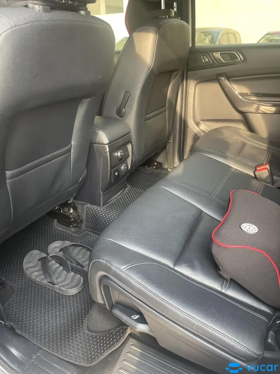 ford everest titanium 4x4 AT 2022 - Nội thất 1