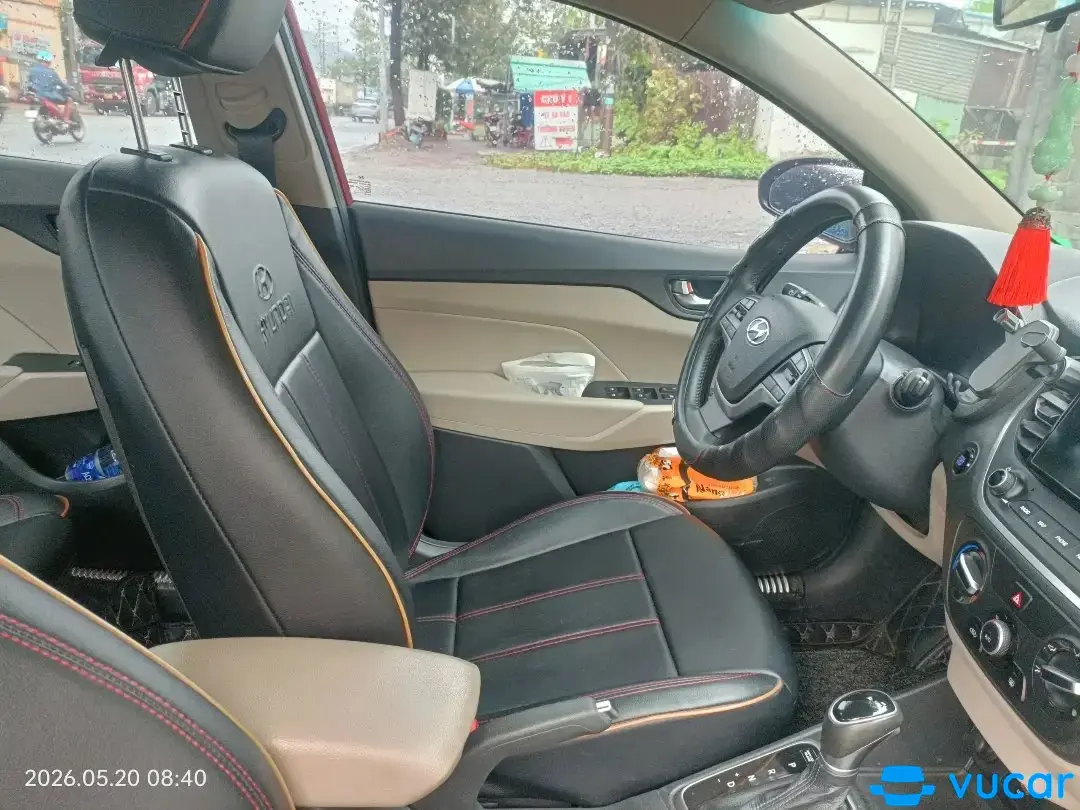 Hyundai Accent AT 2021 - Nội thất 3
