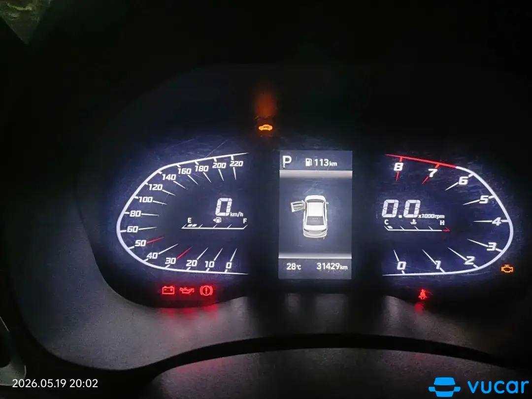 Hyundai Accent AT 2021 - Nội thất 1