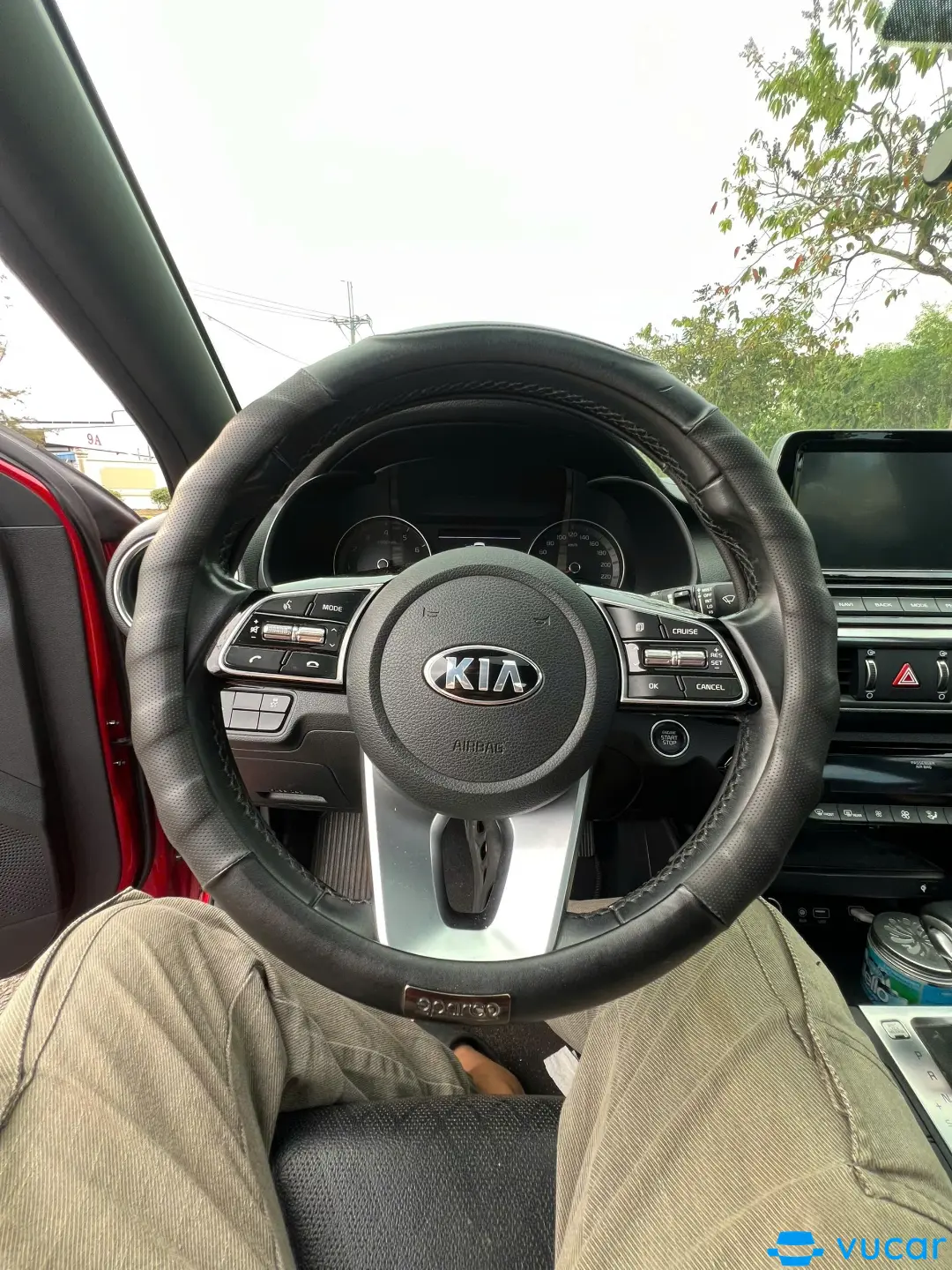 Kia Cerato 2.0 AT Premium 2020 - Nội thất 5