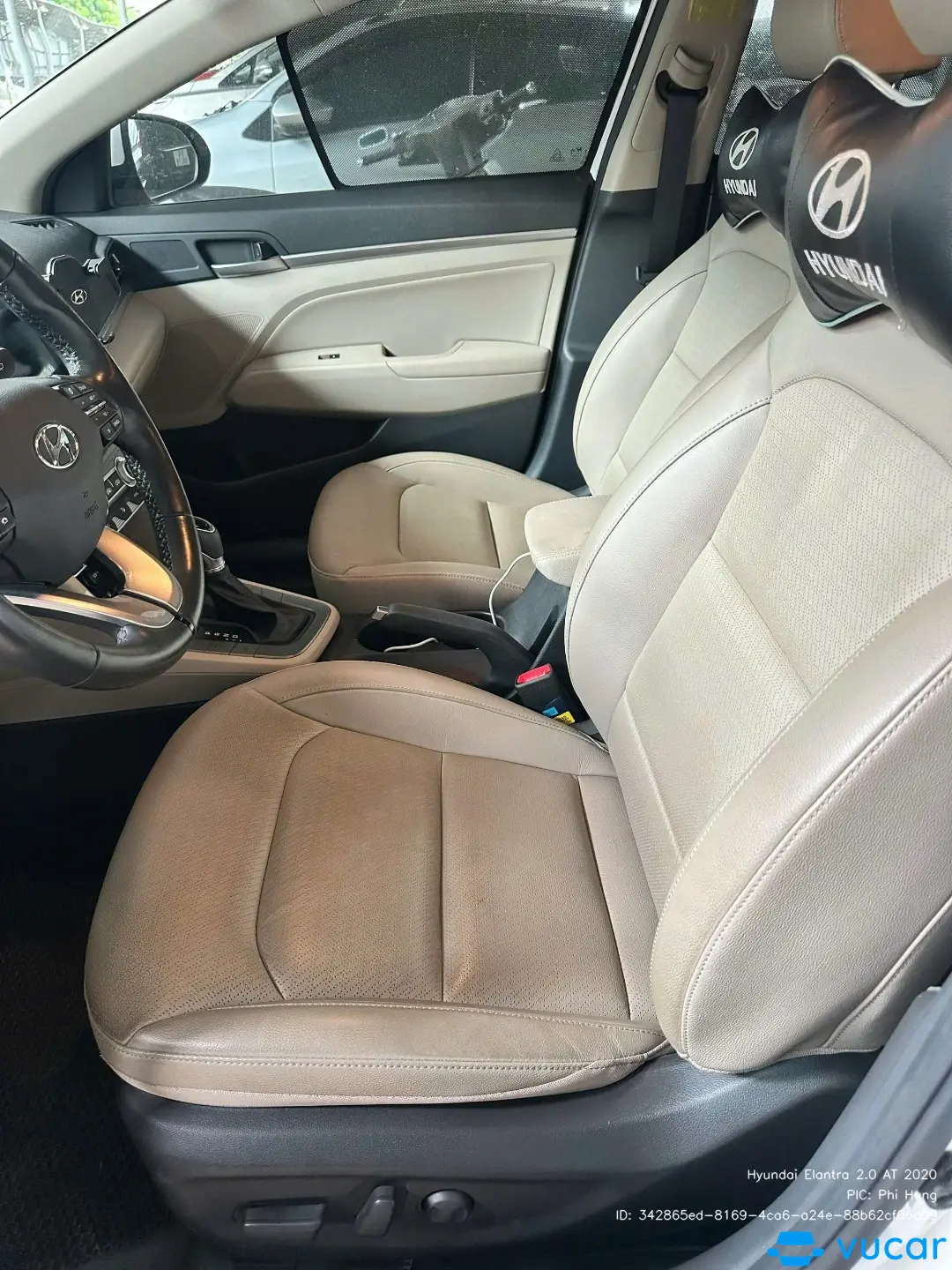 Hyundai Elantra 2.0 AT 2020 - Nội thất 1