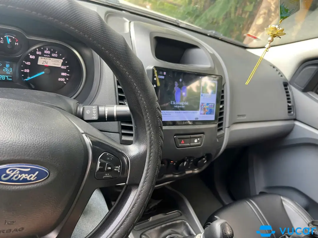 Ford Ranger 2015 - Nội thất 3