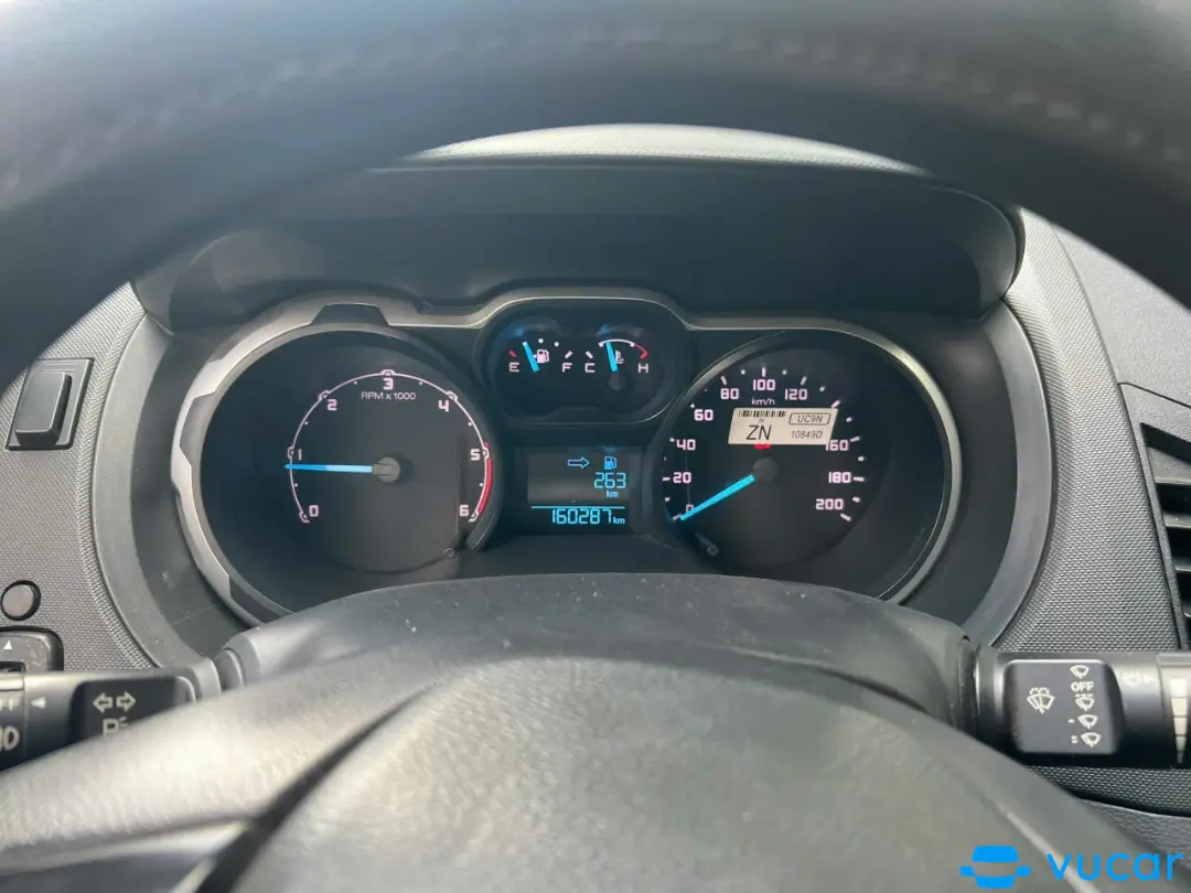 Ford Ranger 2015 - Nội thất 2