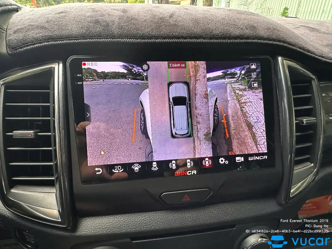 Ford Everest Titanium 2.0L 4x2 AT 2019 - Nội thất 4