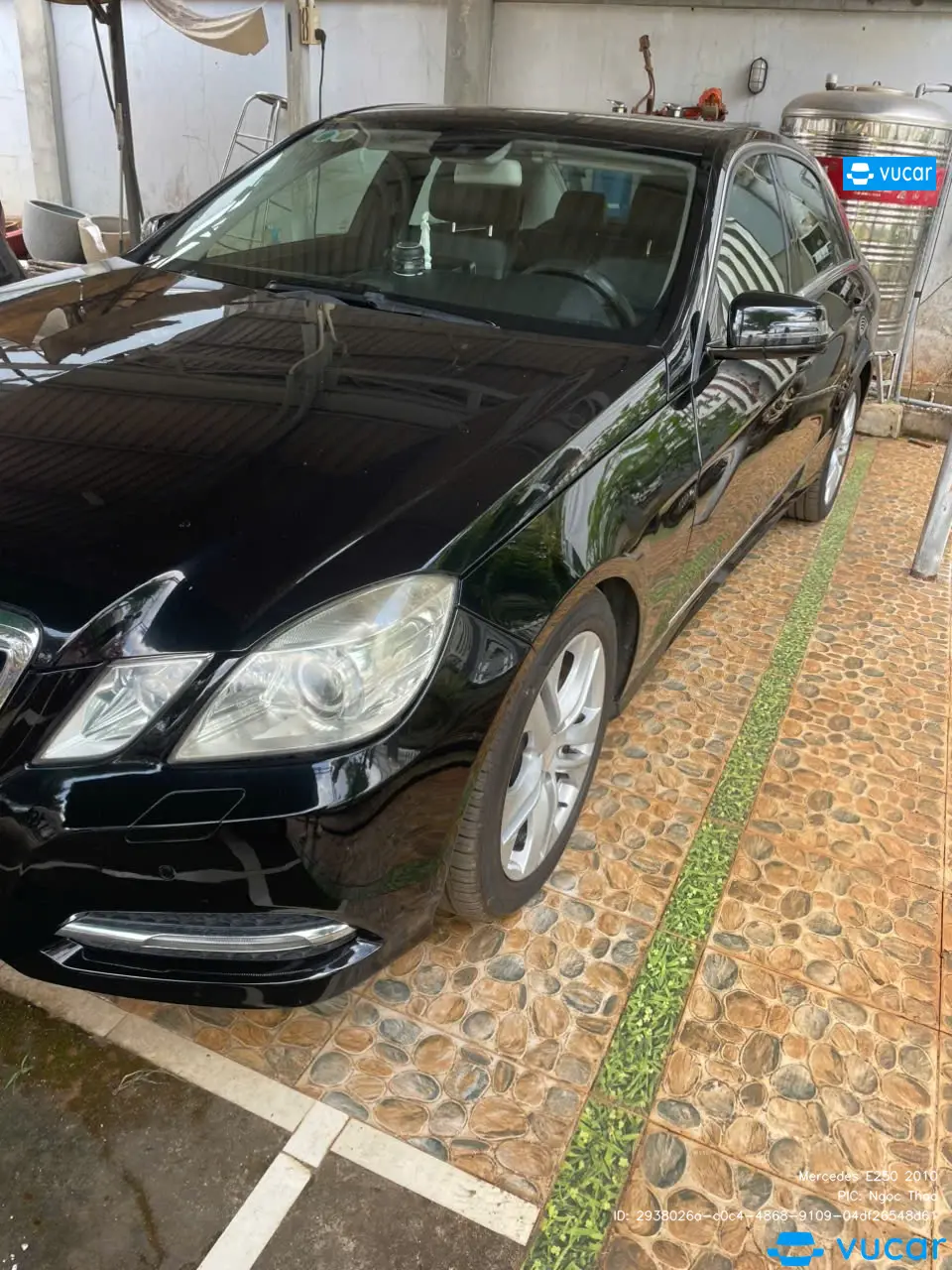 Mercedes E250 2010 - Ngoại thất 3