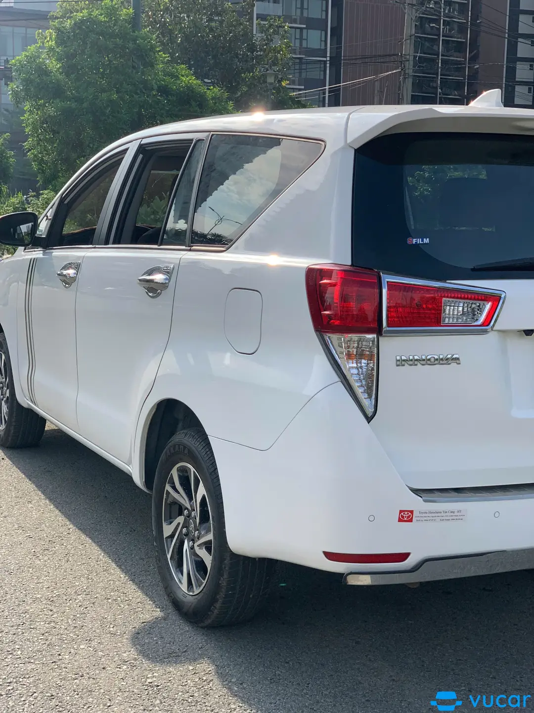 Toyota Innova E 2.0 MT 2022 - Ngoại thất 6