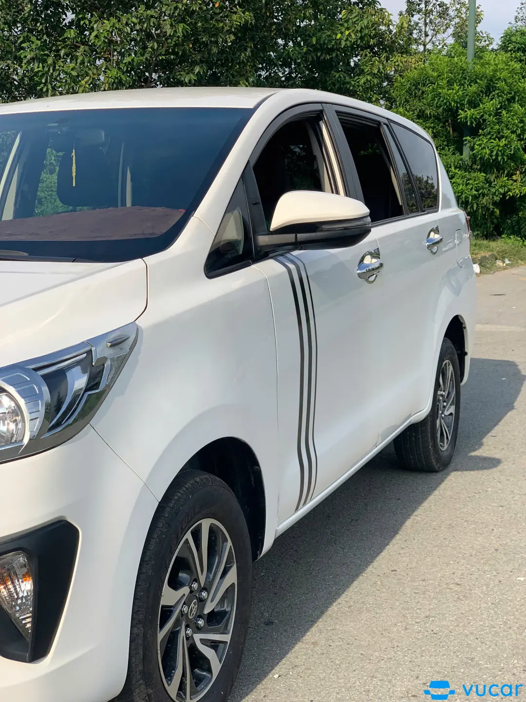 Toyota Innova E 2.0 MT 2022 - Ngoại thất 7