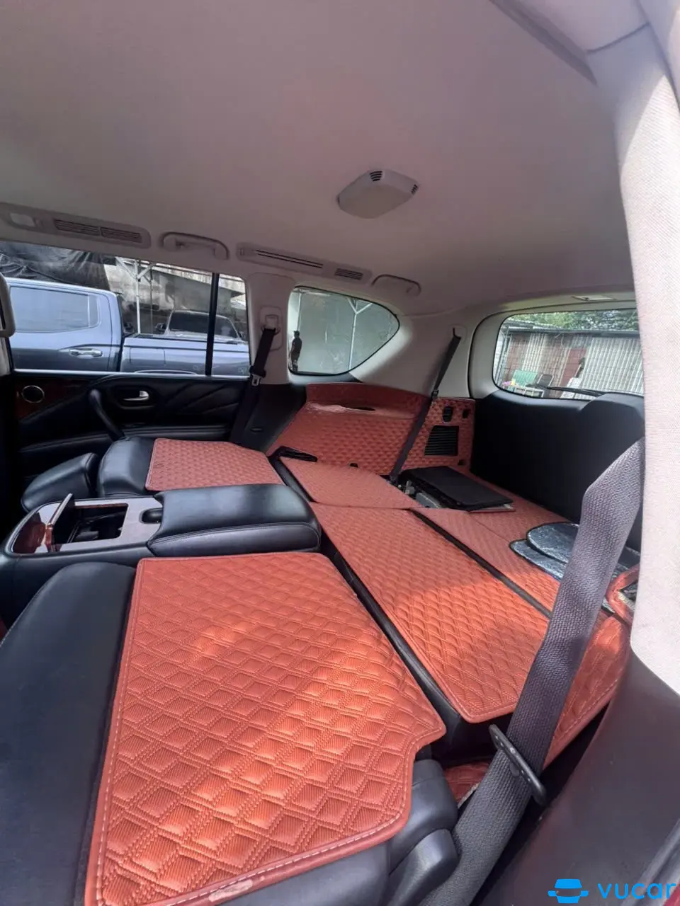 Infiniti QX80 Dòng cao cấp Infini 2016 - Nội thất 1