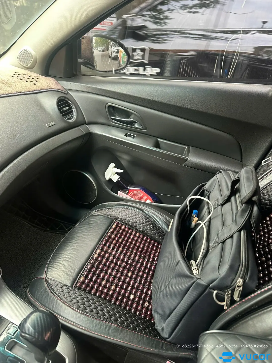Chevrolet Cruze LTZ 1.6 AT 2011 - Nội thất 2