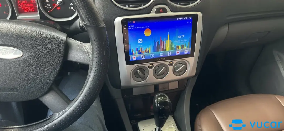 Ford Focus 2.0 AT 2011 - Nội thất 4
