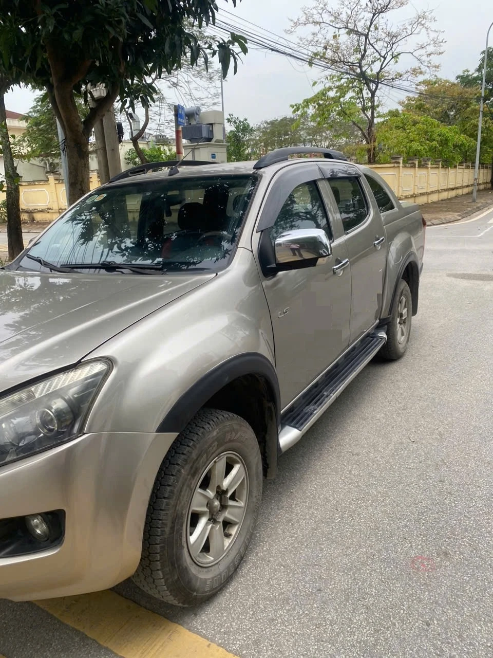 Ảnh xe Isuzu Dmax LS 2.5 4x2 MT 2016 - ảnh 3
