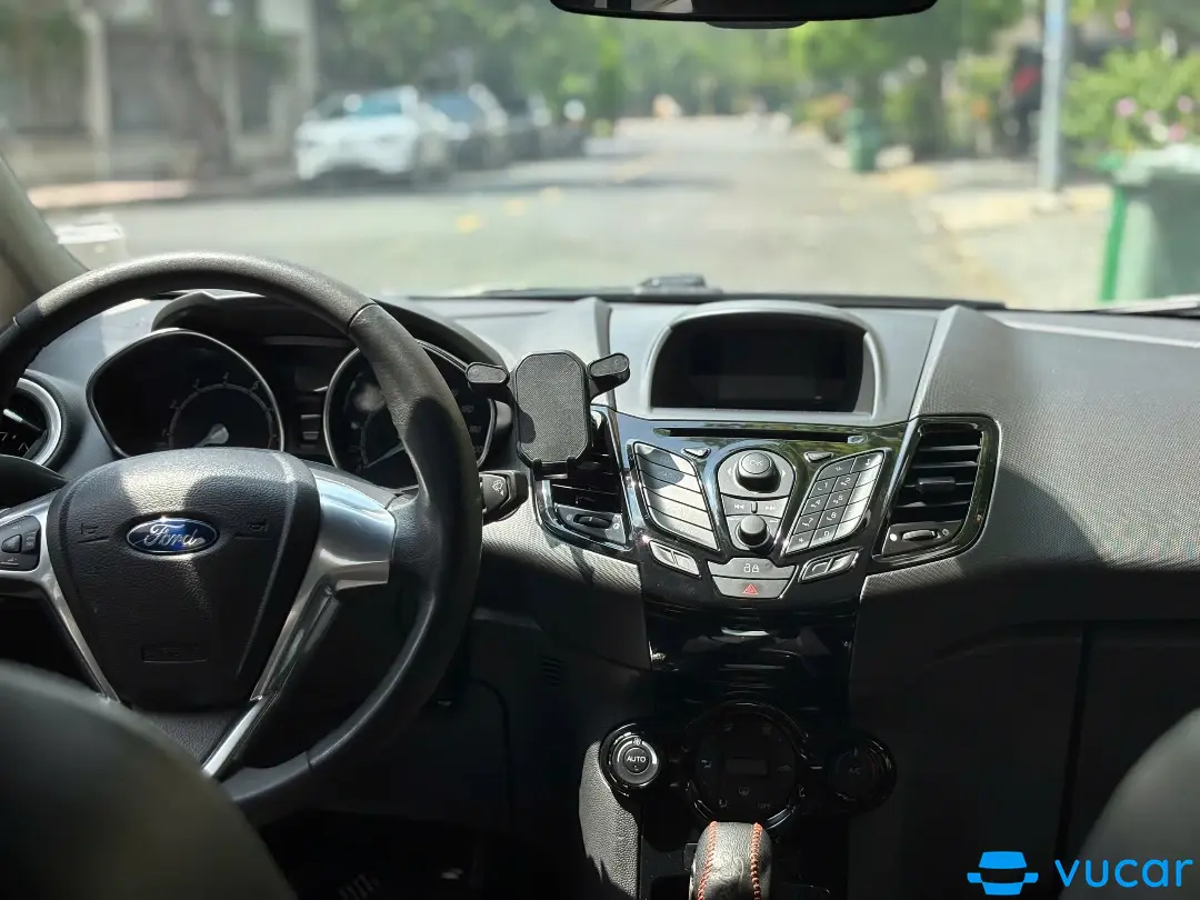 Ford Fiesta S 1.0 AT Ecoboost 2014 - Nội thất 2