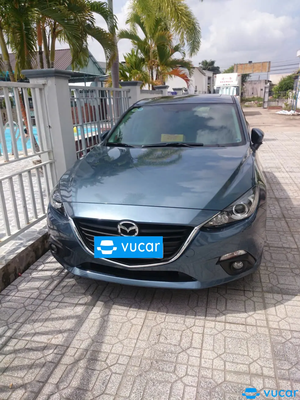 Mazda 3 E1.5 AT 2015