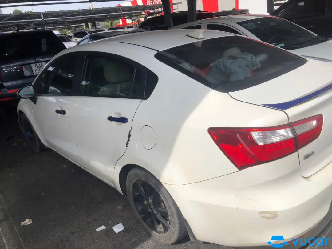 Kia Rio 1.4 AT 2016 - Ngoại thất 3