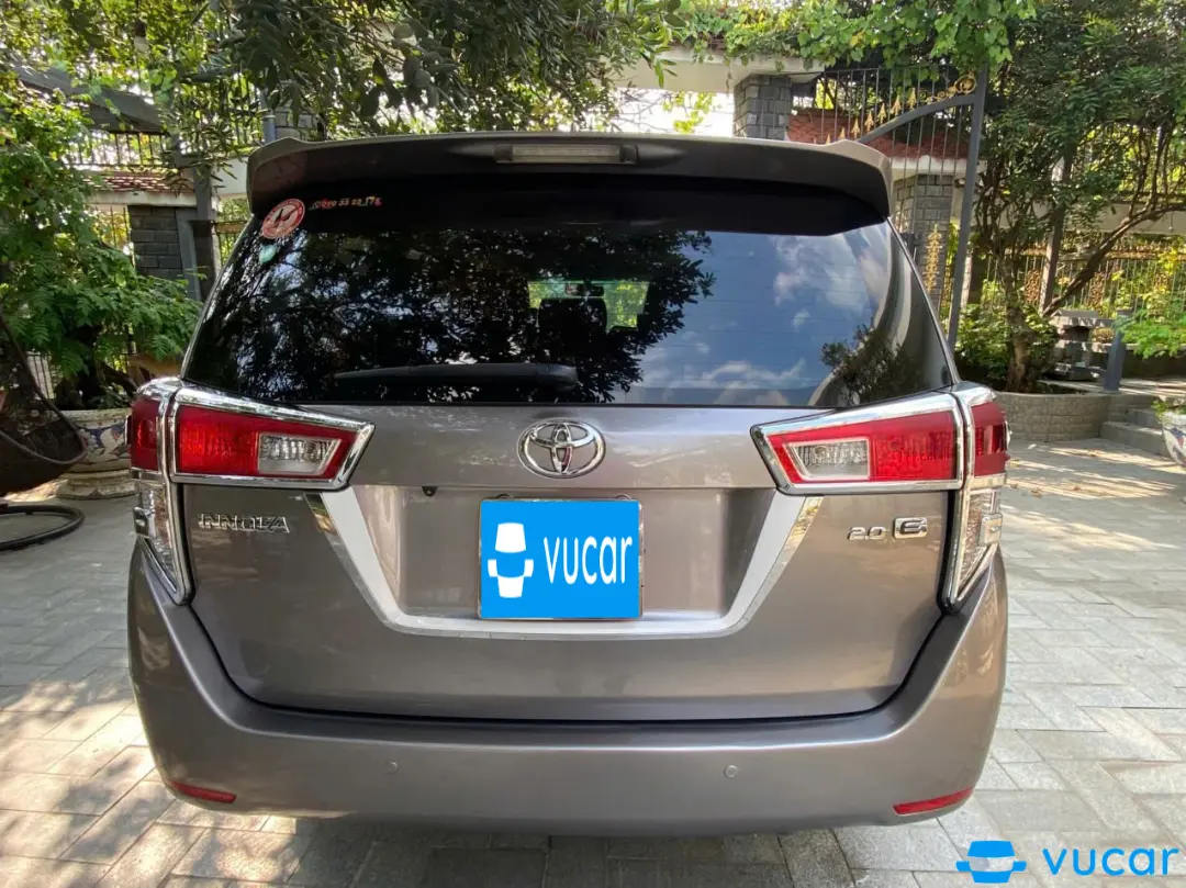 Toyota Innova 2.0E 2017 - Ngoại thất 1
