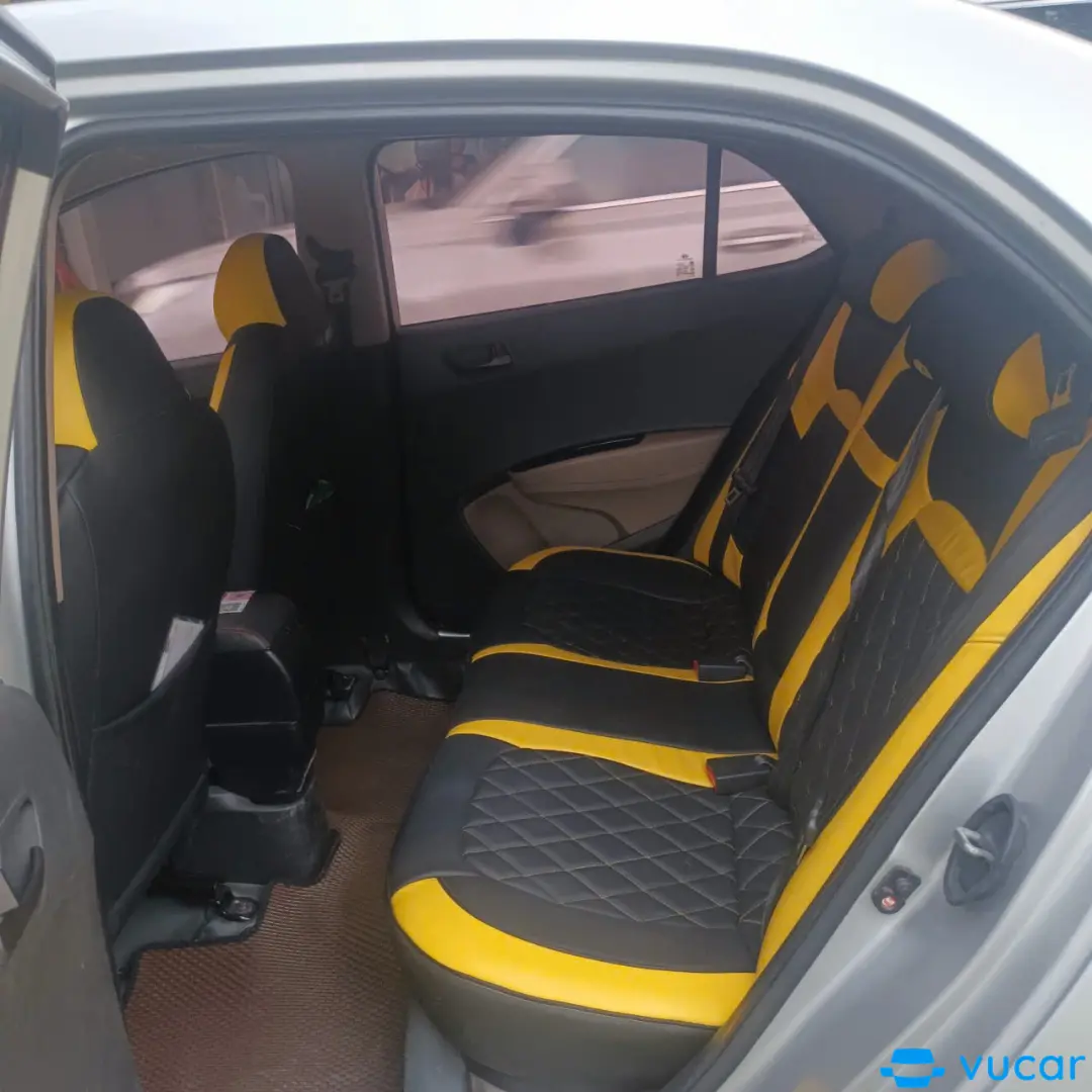 Hyundai I10 Grand 1.2 MT 2017 - Nội thất 13