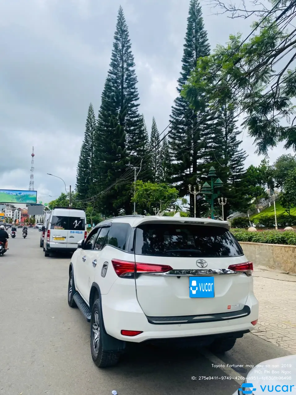 Ảnh xe Toyota Fortuner máy dầu số sàn 2019 - ảnh 4