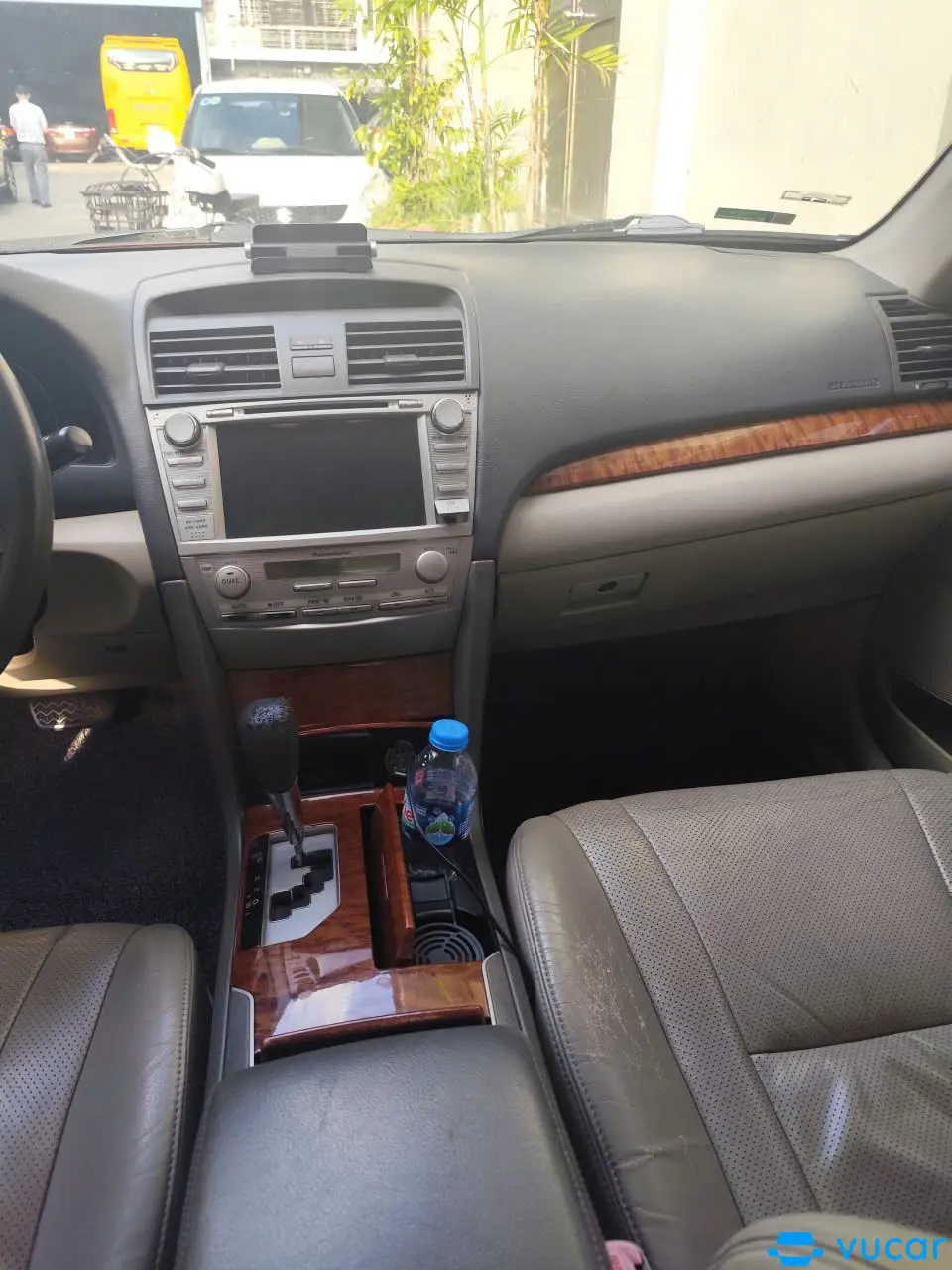 Toyota Camry 2.4G 2010 - Nội thất 3