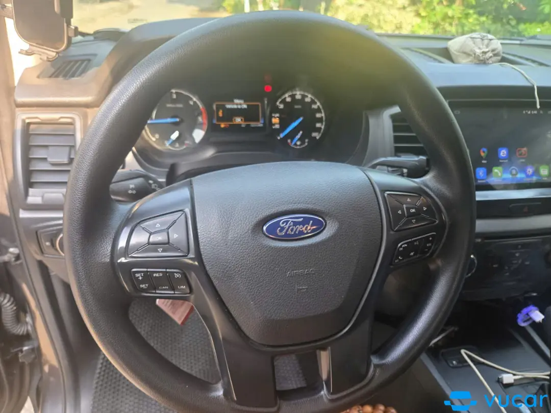 Ford Ranger XLS 2.2L 4x2 AT 2018 - Nội thất 2