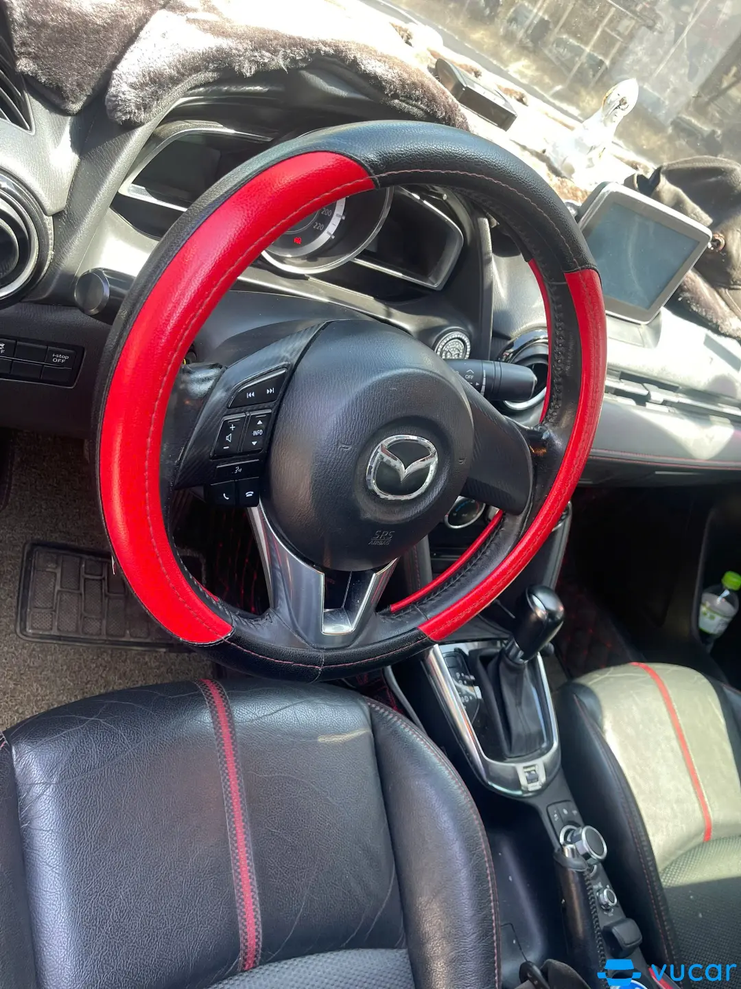 Mazda 2 1.5 AT 2018 - Nội thất 2
